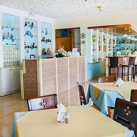 호텔 Panorama 2*
